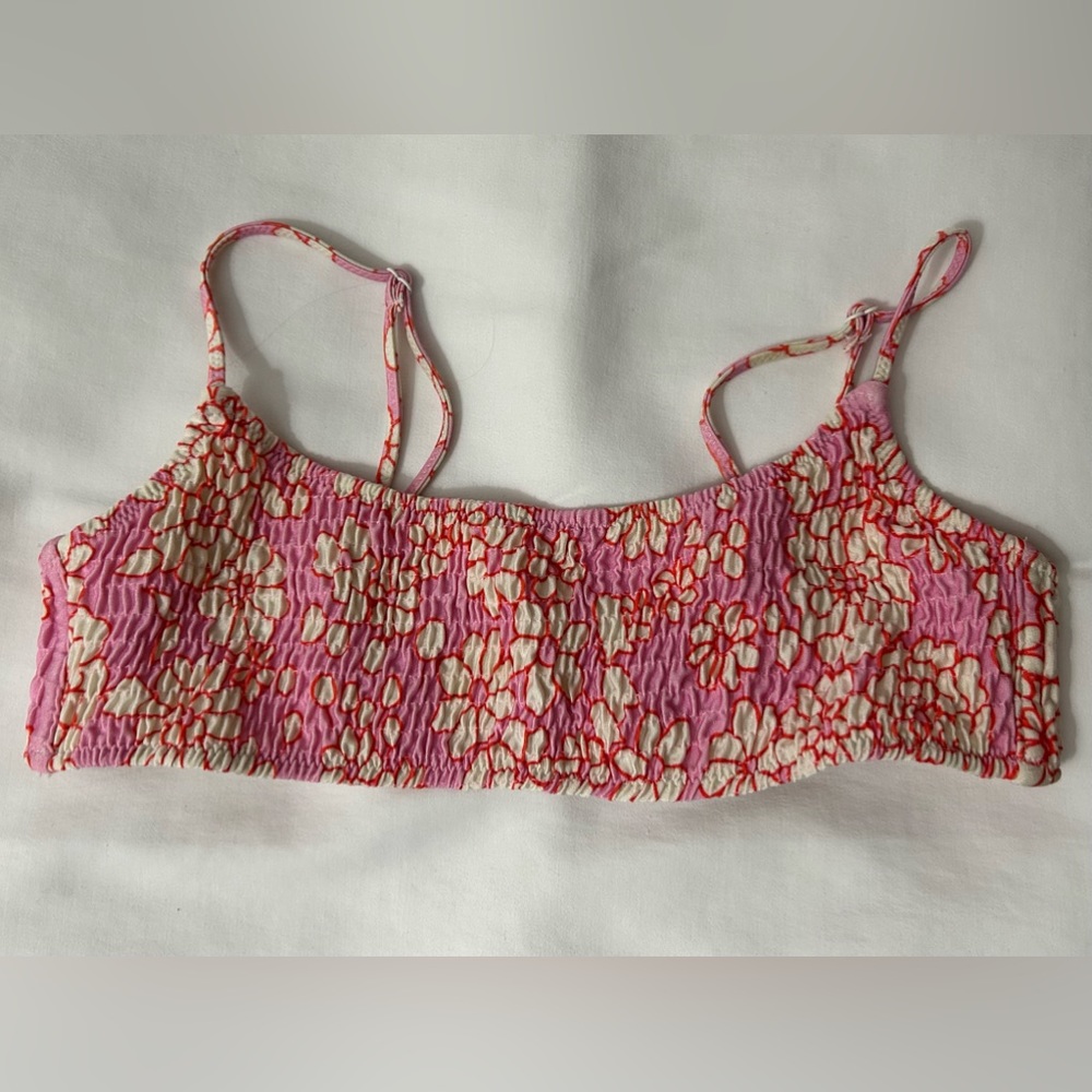 Pretty triangl bikini top 💞❤️